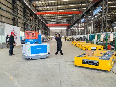 چگونگی انتخاب چمدان حمل و نقل برق